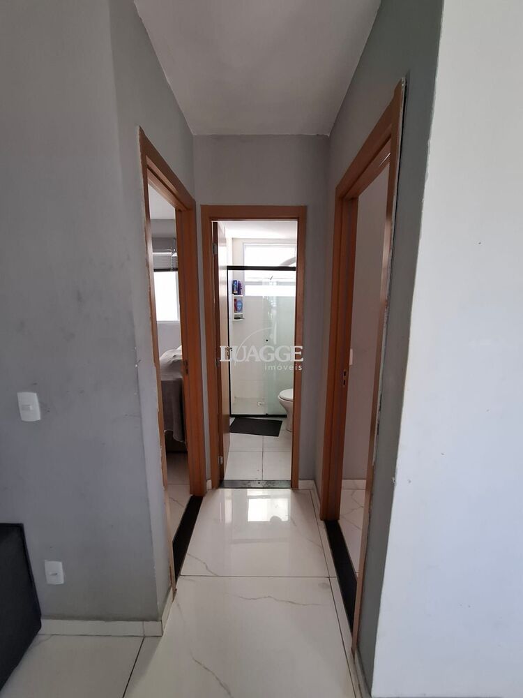 Apartamento à venda com 2 quartos, 42m² - Foto 4