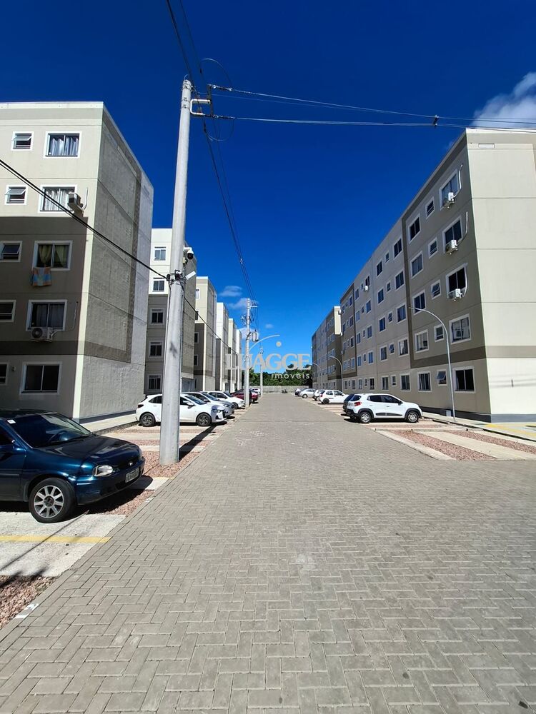 Apartamento à venda com 2 quartos, 42m² - Foto 2