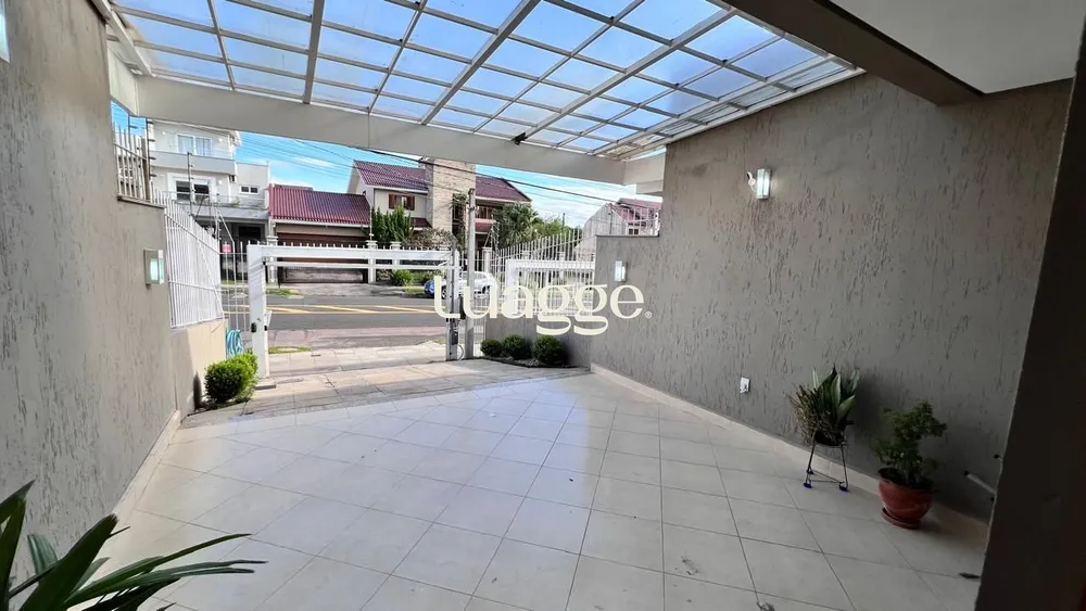 Casa, 3 quartos, 143 m² - Foto 1