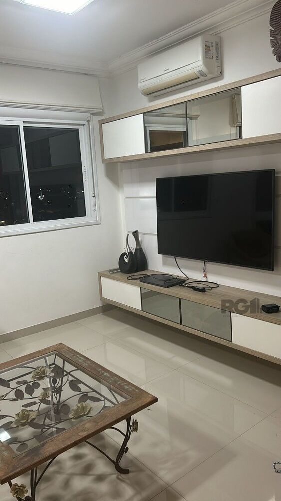 Apartamento à venda com 2 quartos, 74m² - Foto 2