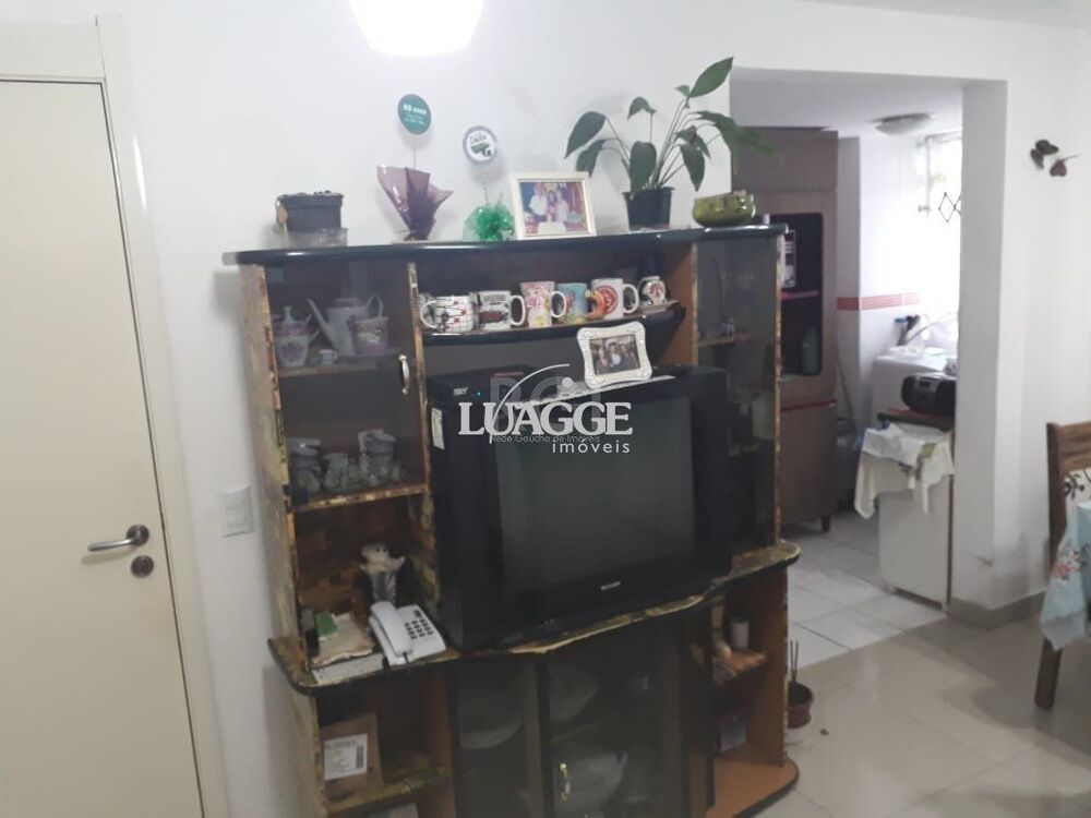 Apartamento à venda com 2 quartos, 48m² - Foto 2