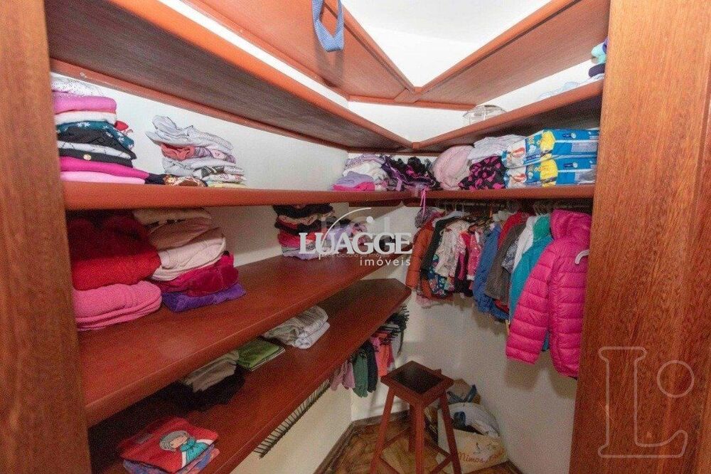 Casa, 4 quartos, 350 m² - Foto 4