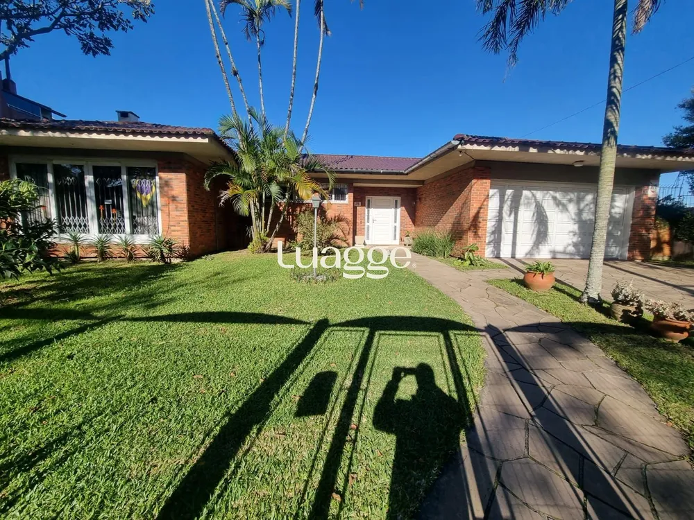 Casa, 5 quartos, 351 m² - Foto 2
