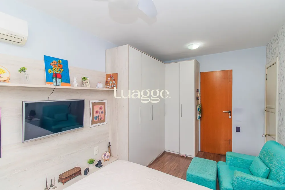 Casa, 3 quartos, 216 m² - Foto 2