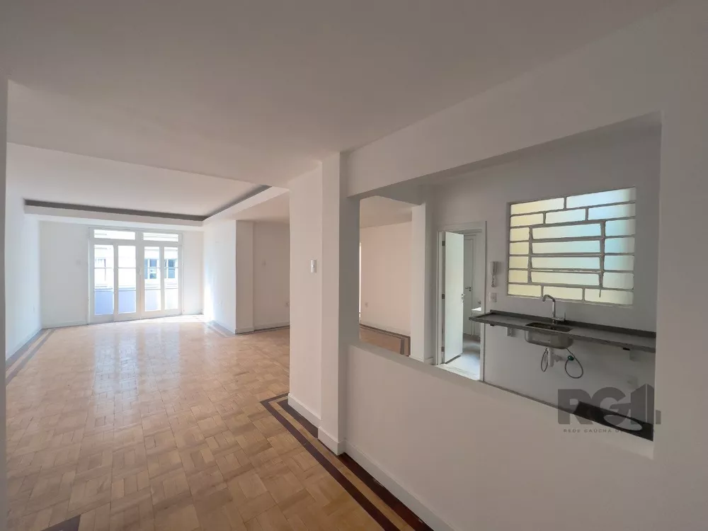 Apartamento à venda com 3 quartos, 119m² - Foto 1