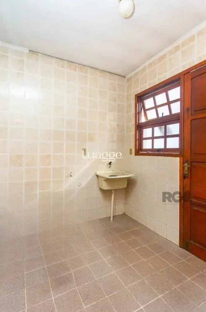 Casa, 3 quartos, 201 m² - Foto 2
