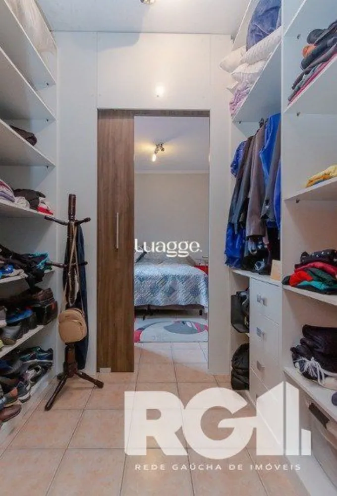 Casa, 3 quartos, 211 m² - Foto 1