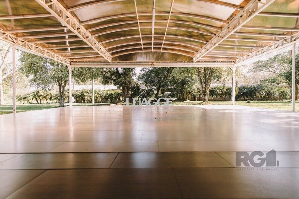 Fazenda à venda com 2 quartos, 400m² - Foto 2