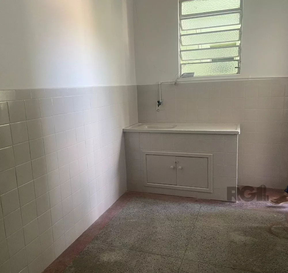 Apartamento à venda com 3 quartos, 75m² - Foto 2