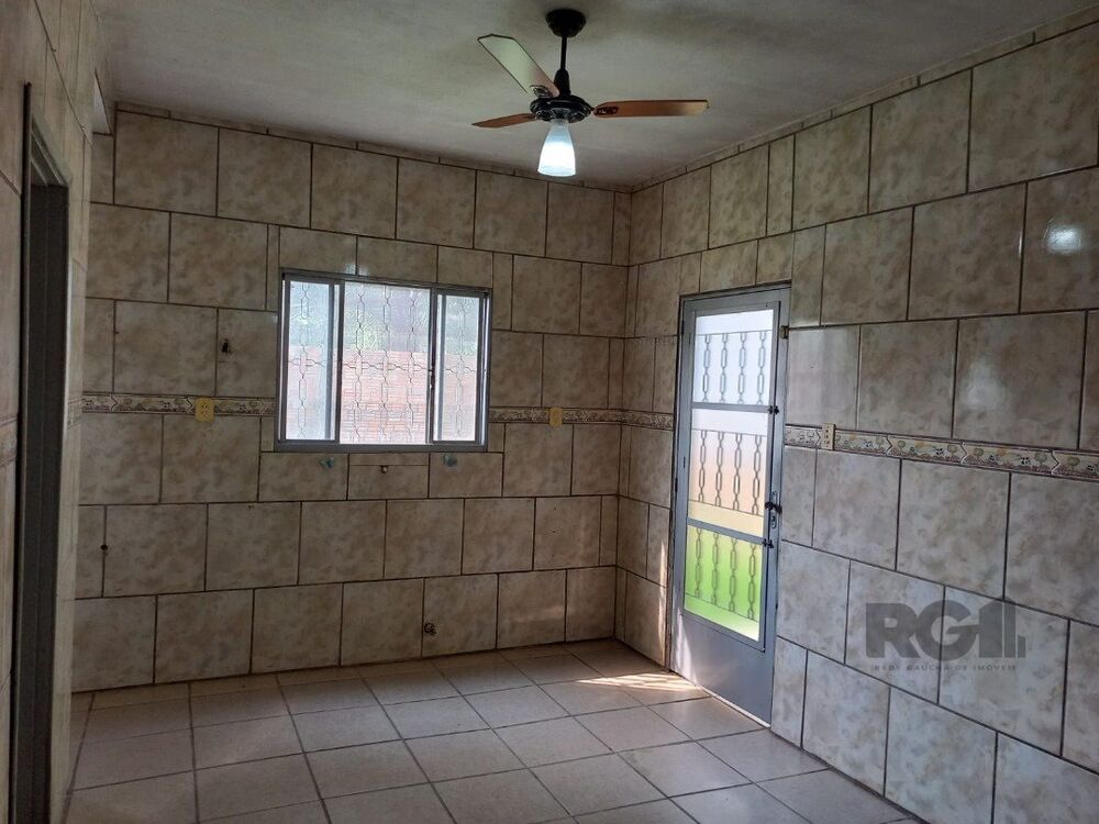 Casa à venda com 3 quartos, 131m² - Foto 4