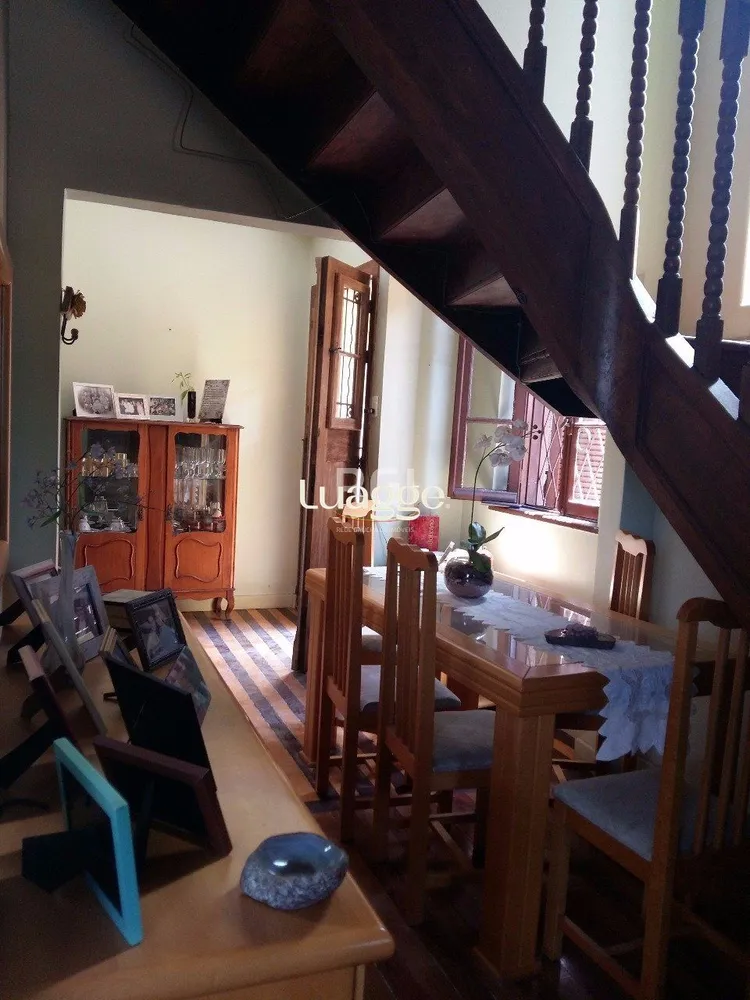 Casa, 3 quartos, 191 m² - Foto 1
