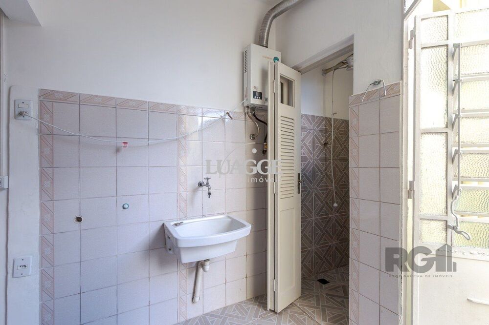 Apartamento à venda com 2 quartos, 62m² - Foto 11