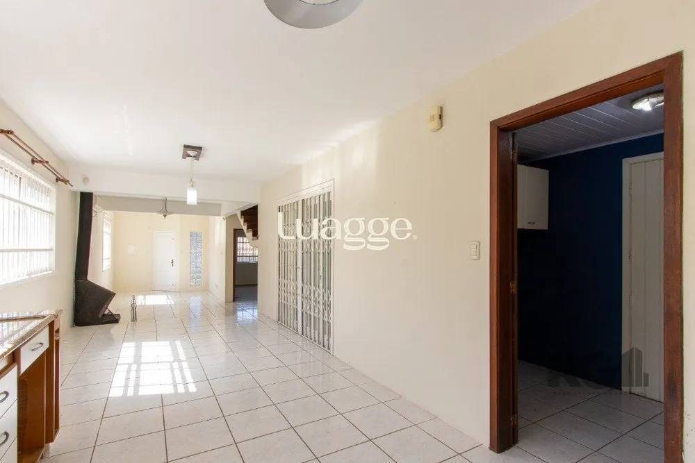 Casa, 4 quartos, 285 m² - Foto 1