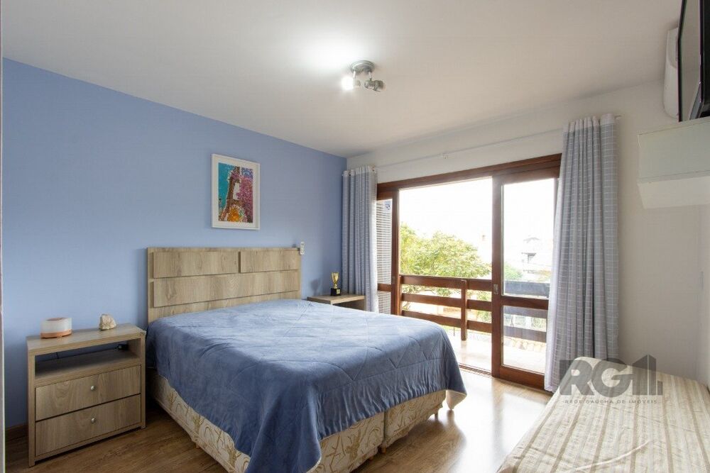 Casa à venda com 5 quartos, 298m² - Foto 3