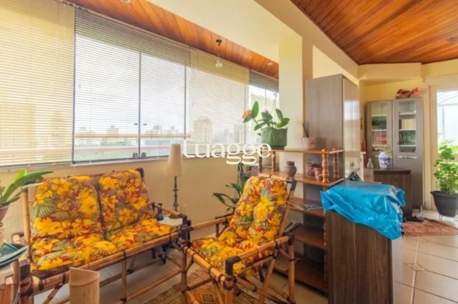 Apartamento, 3 quartos, 226 m² - Foto 2