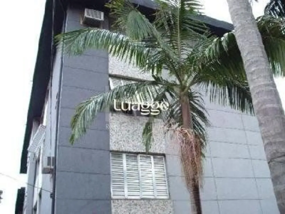 Apartamento, 3 quartos, 216 m² - Foto 1