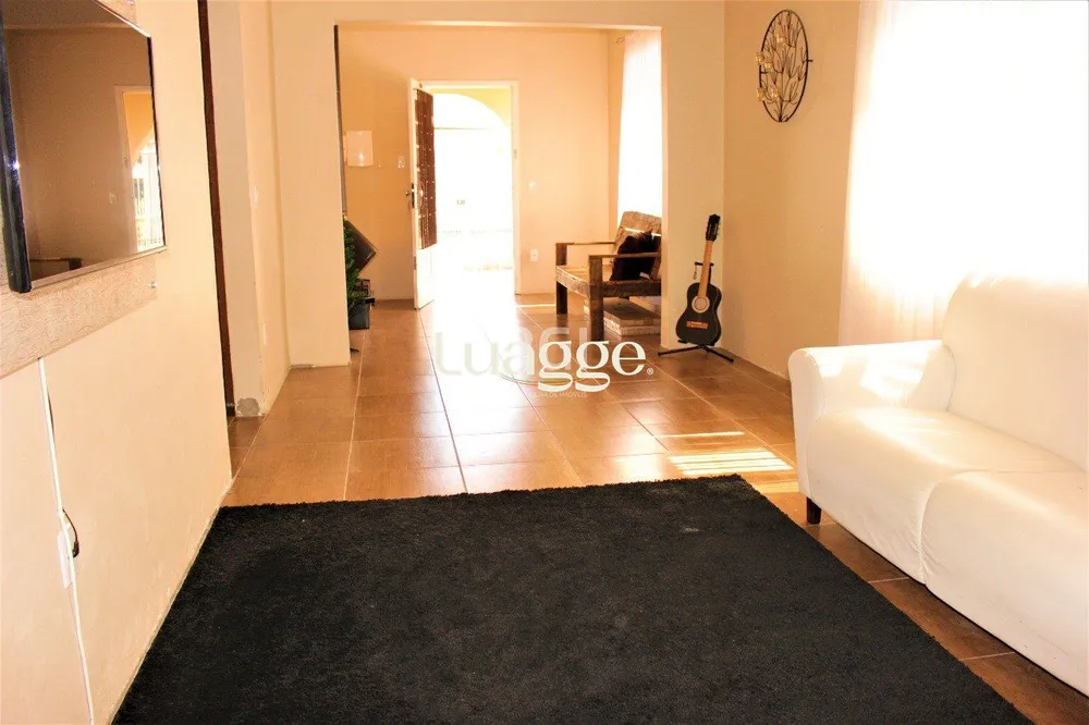 Casa, 3 quartos, 161 m² - Foto 1
