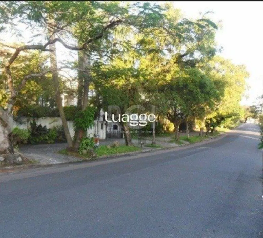 Casa, 3 quartos, 284 m² - Foto 1