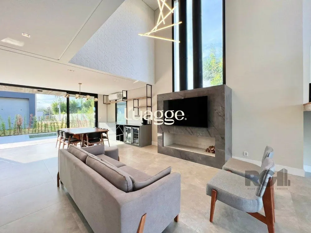 Casa, 3 quartos, 121 m² - Foto 1