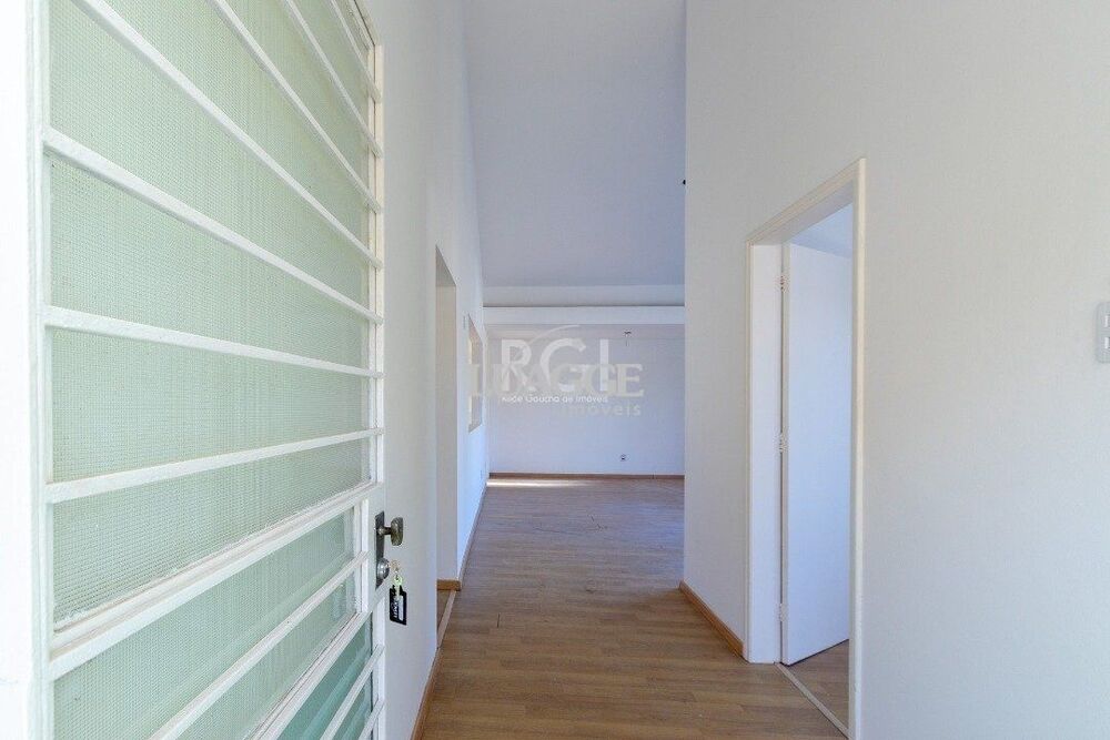 Casa à venda com 3 quartos, 175m² - Foto 4