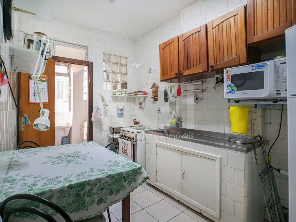 Apartamento à venda com 2 quartos, 69m² - Foto 4