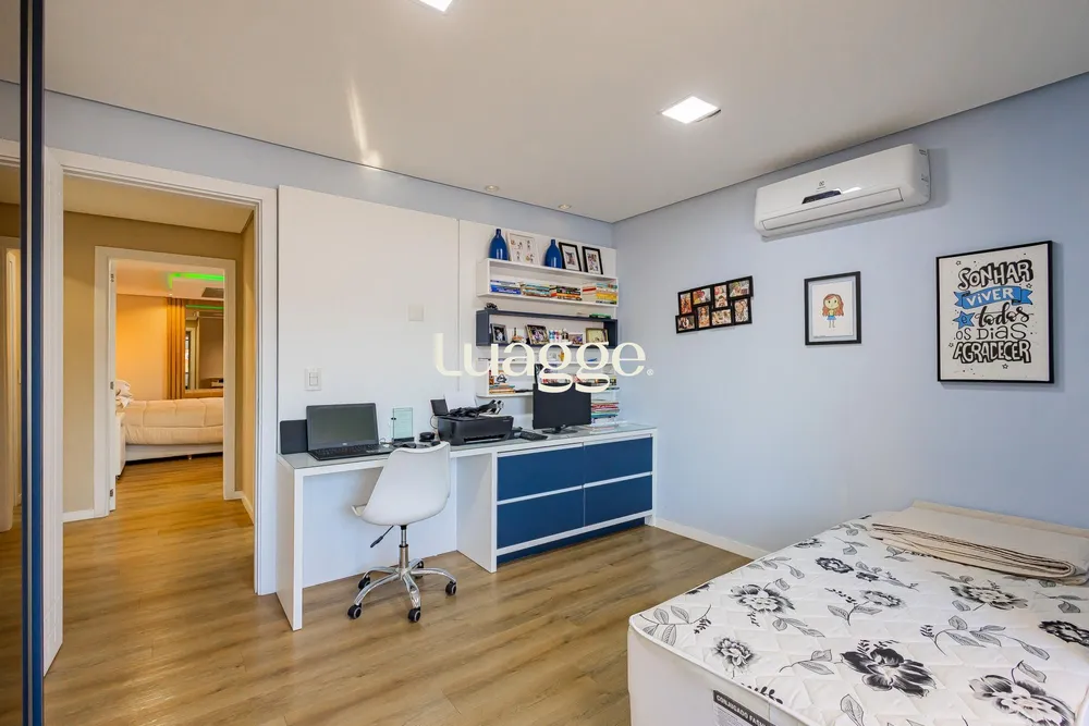 Cobertura, 3 quartos, 298 m² - Foto 1