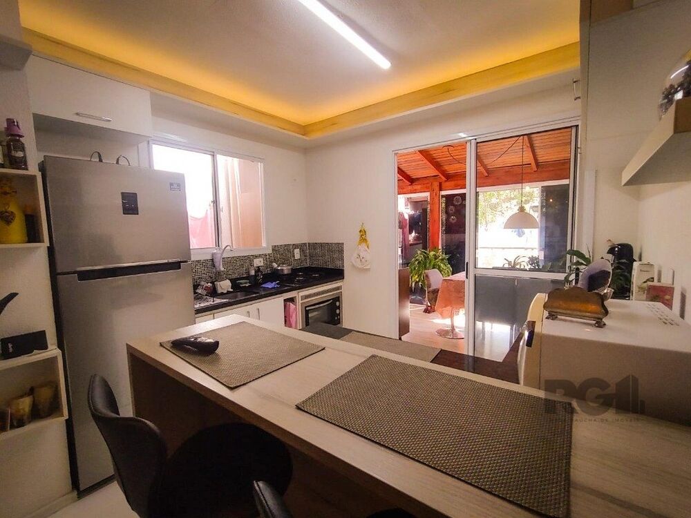 Casa de Condomínio à venda com 2 quartos, 42m² - Foto 1