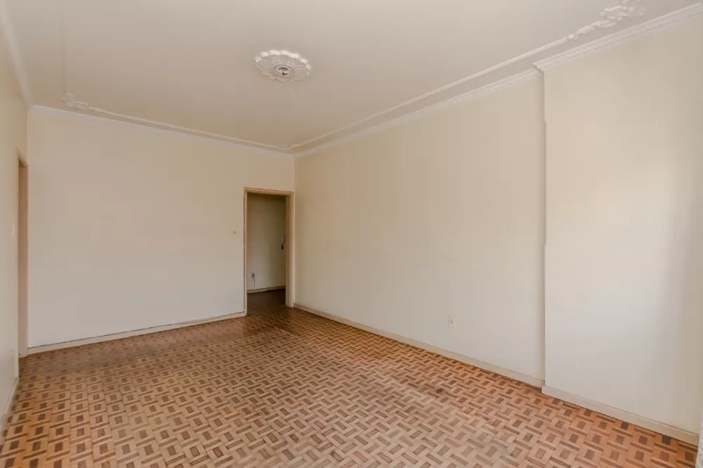 Apartamento à venda com 3 quartos, 105m² - Foto 4