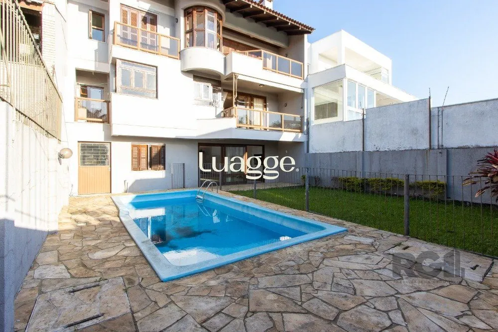 Casa, 3 quartos, 288 m² - Foto 1