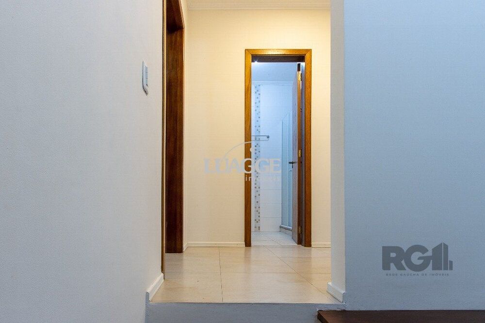 Casa à venda com 3 quartos, 118m² - Foto 2