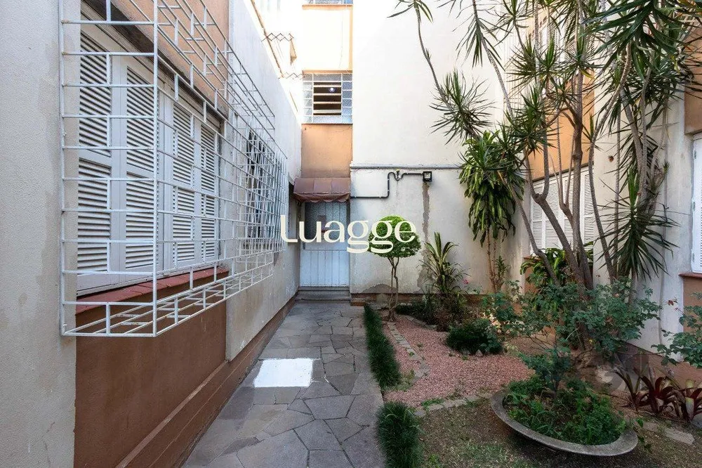 Casa, 4 quartos, 237 m² - Foto 2