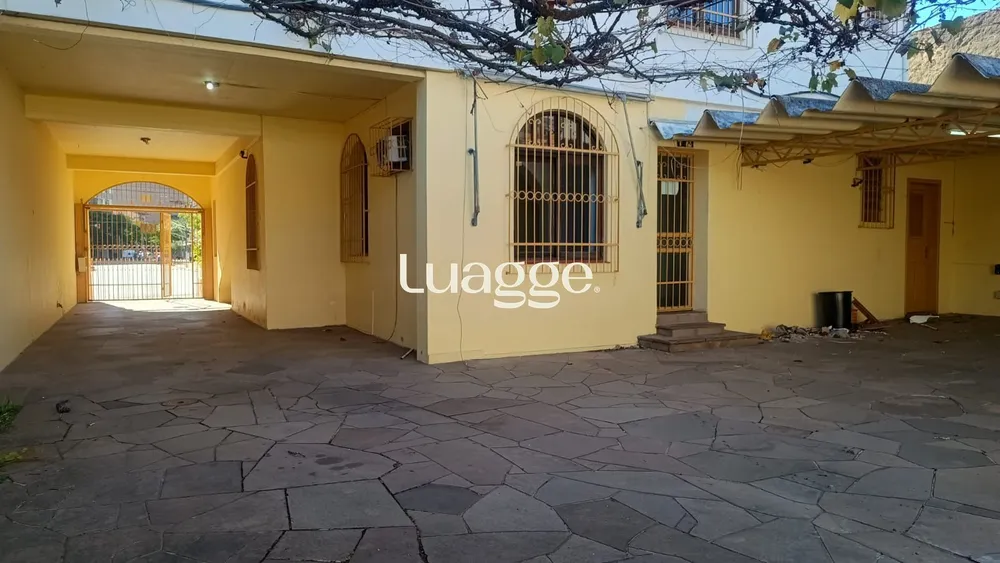 Casa, 3 quartos, 351 m² - Foto 1
