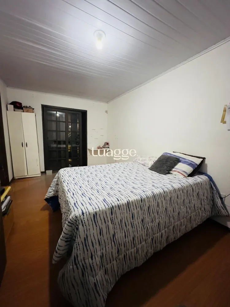 Casa, 5 quartos, 141 m² - Foto 2