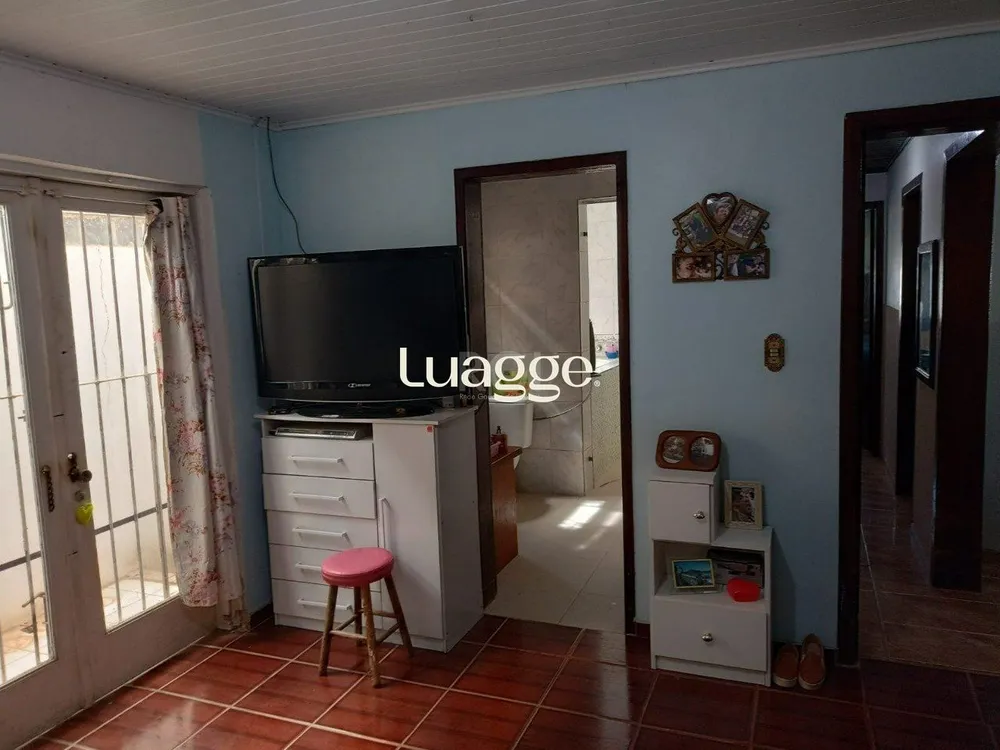 Casa, 3 quartos, 141 m² - Foto 1