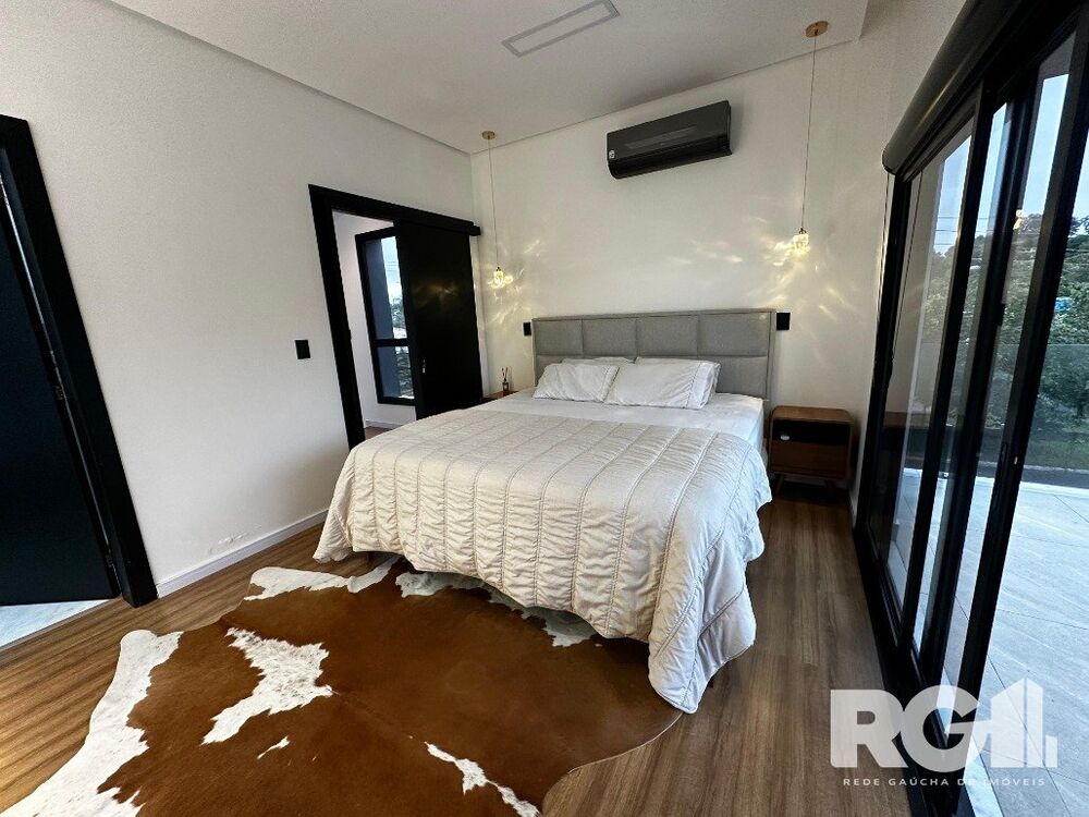 Casa à venda com 2 quartos, 247m² - Foto 2