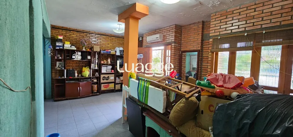 Casa, 3 quartos, 273 m² - Foto 1