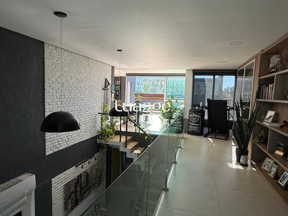 Apartamento, 3 quartos, 188 m² - Foto 2