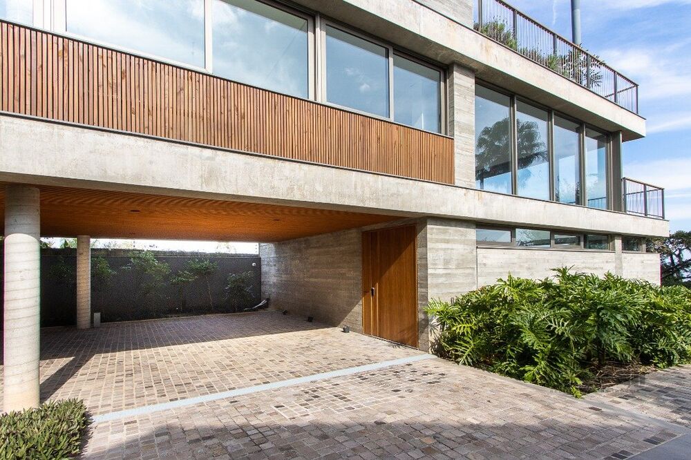 Casa de Condomínio à venda com 3 quartos, 426m² - Foto 1