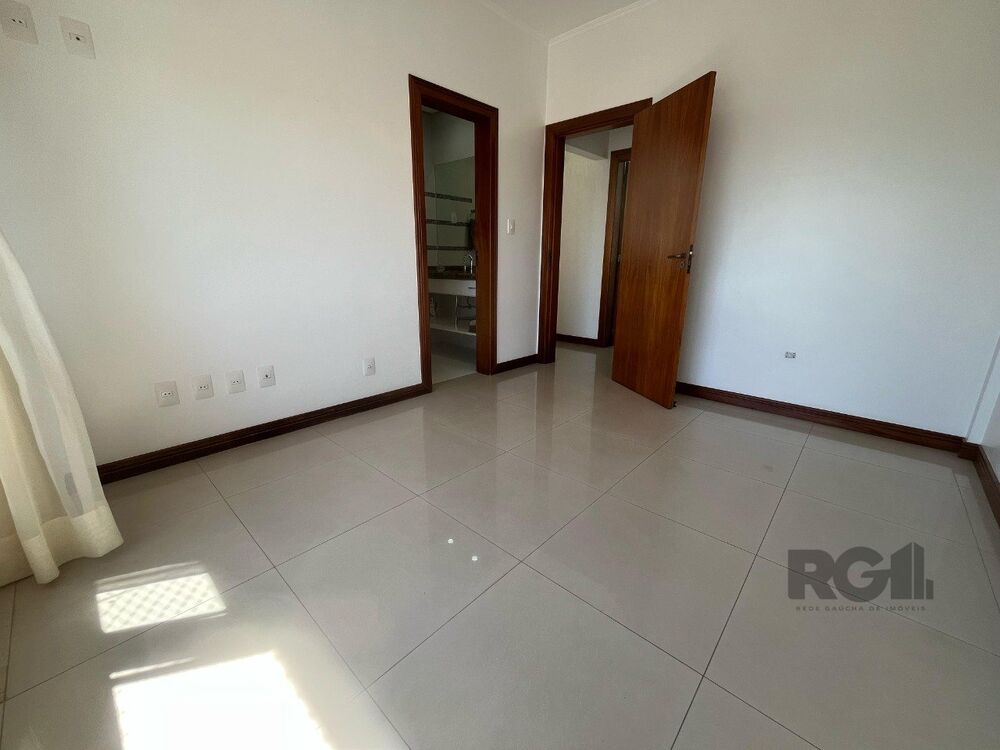 Apartamento à venda com 3 quartos, 139m² - Foto 2