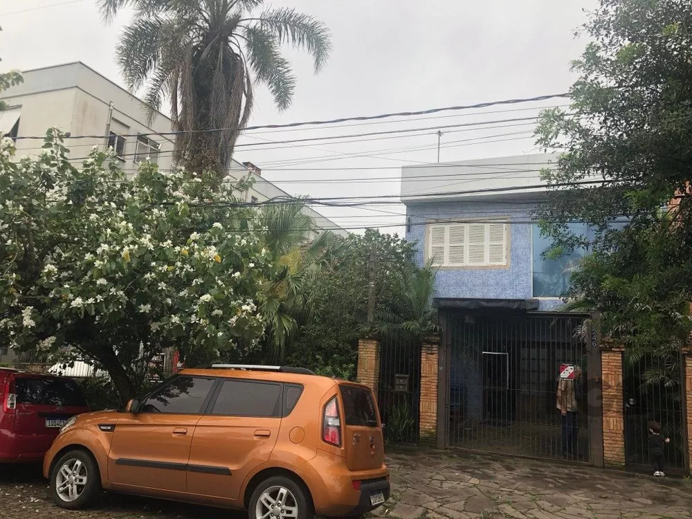 Casa à venda com 4 quartos, 300m² - Foto 3