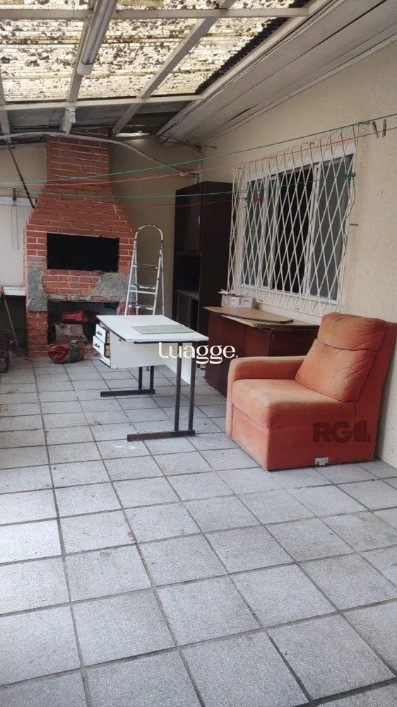 Casa, 4 quartos, 131 m² - Foto 1