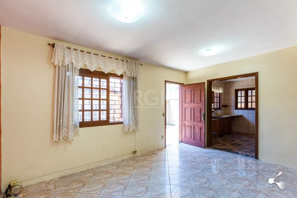 Casa à venda com 3 quartos, 199m² - Foto 4