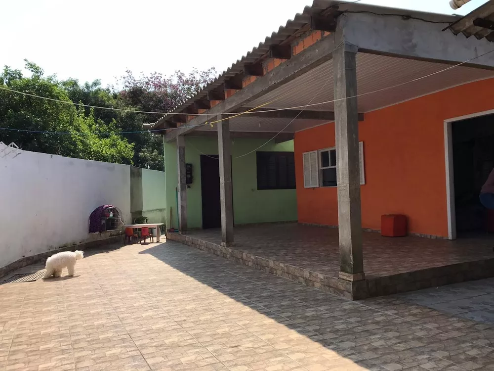 Casa à venda com 1 quarto, 72m² - Foto 1