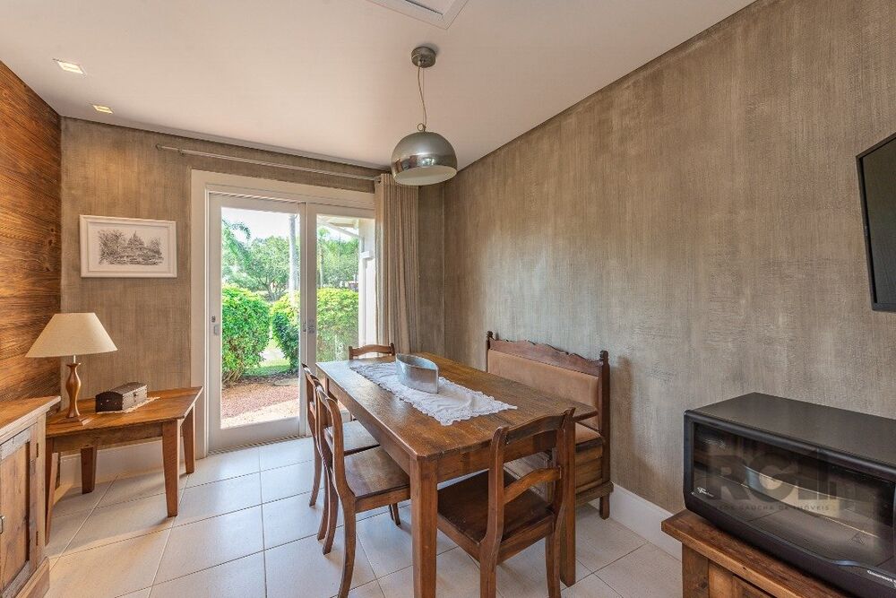 Casa de Condomínio à venda com 3 quartos, 459m² - Foto 3