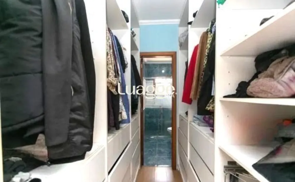 Casa, 3 quartos, 219 m² - Foto 4