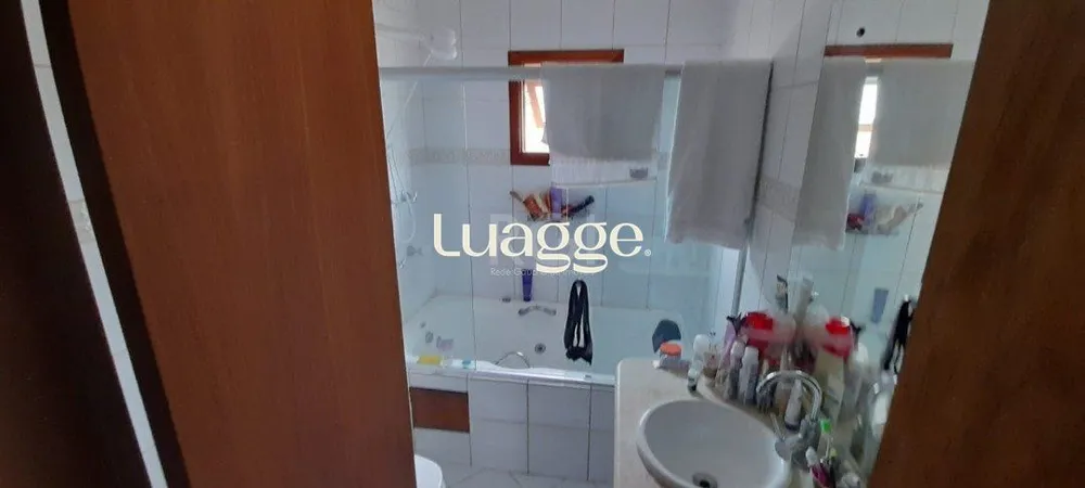 Casa, 3 quartos, 173 m² - Foto 1