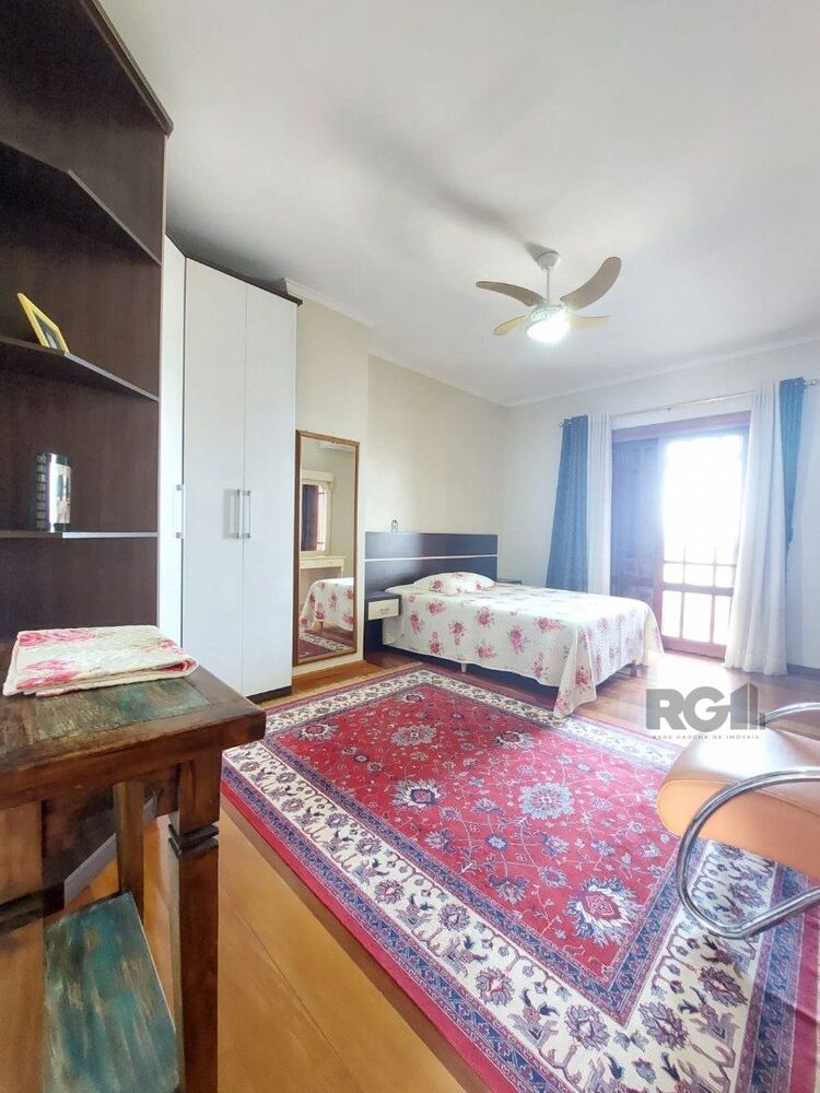 Casa de Condomínio à venda com 3 quartos, 450m² - Foto 4