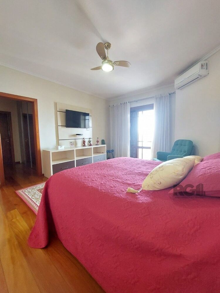 Casa de Condomínio à venda com 3 quartos, 450m² - Foto 3
