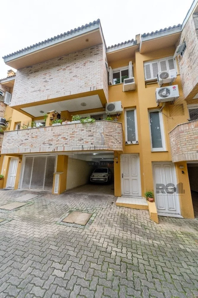 Casa de Condomínio à venda com 3 quartos, 158m² - Foto 2