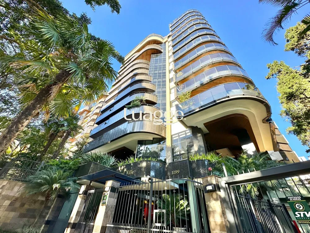 Apartamento, 3 quartos, 232 m² - Foto 1